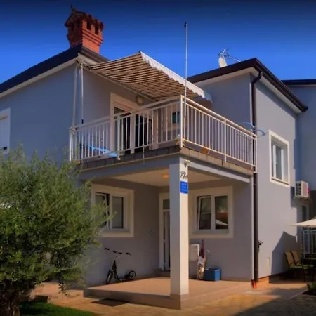 Apaprtments House Olea Near The * Umag