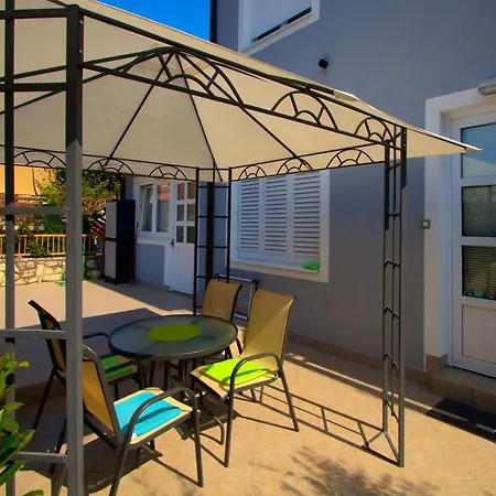 Pensjonat Apaprtments House Olea Near The Umag