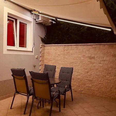 Pensjonat Apaprtments House Olea Near The