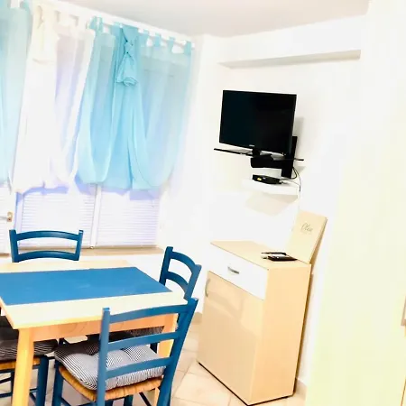 Apaprtments House Olea Near The