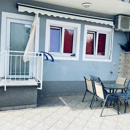 Apaprtments House Olea Near The * Umag