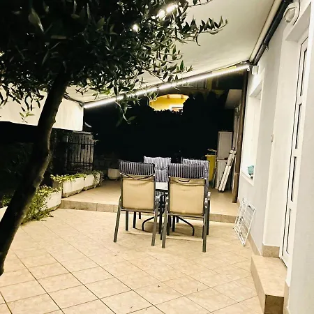 Pensjonat Apaprtments House Olea Near The