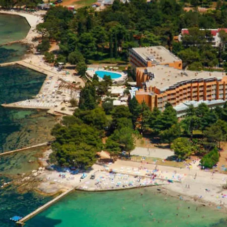 Apaprtments House Olea Near The Pensjonat Umag